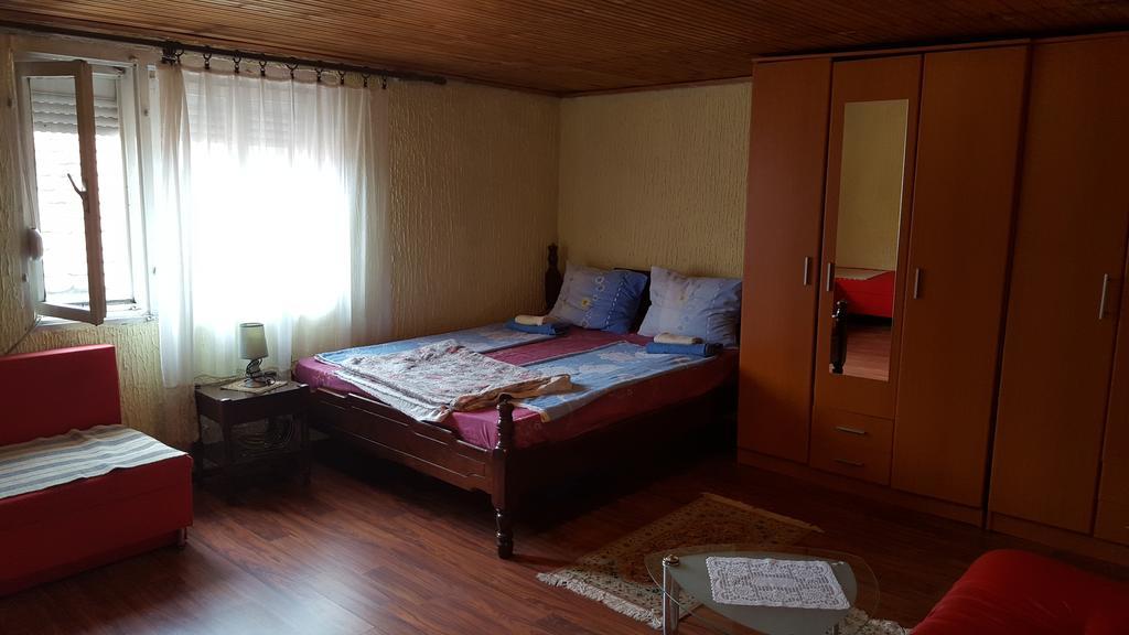Apartmani Emil Podgorica Exteriér fotografie