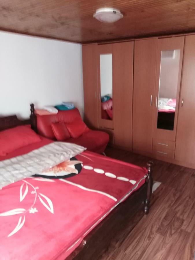 Apartmani Emil Podgorica Exteriér fotografie